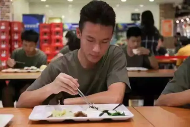 如何提高篮球罚球命中率?_0